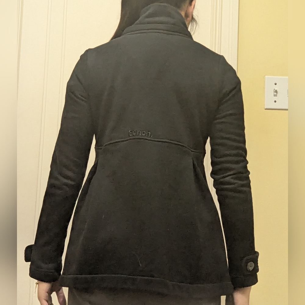 Bench Jacket - Picture 2 of 3